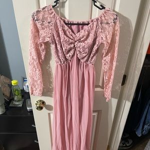 Pink maternity shoot dress